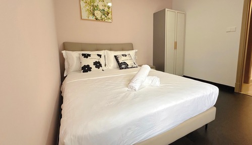 Apartamento de lujo, 2 habitaciones, no fumadores, balcón