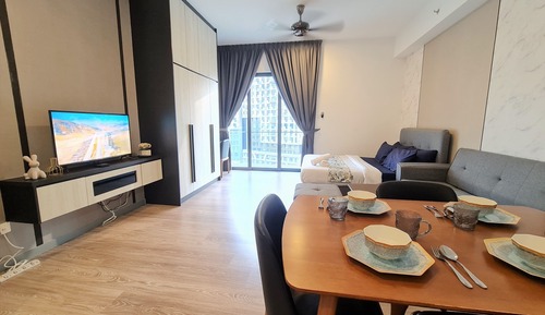 Estudio estándar, balcón, vistas a la ciudad