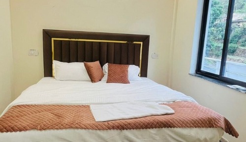 Deluxe Double Room, City View