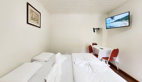 Habitación básica, 1 cama doble, patio