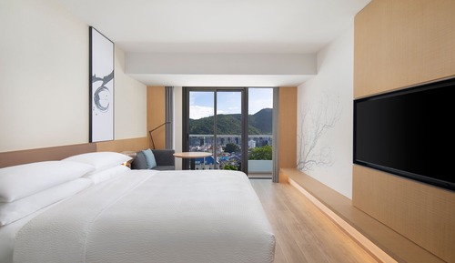 Habitación superior, 1 cama de matrimonio grande, no fumadores, vistas a la ciudad