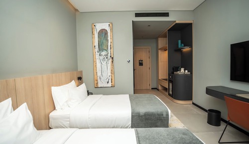 Habitación superior con 1 cama doble o 2 individuales