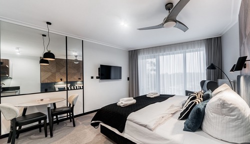 Suite estudio estándar, 1 cama de matrimonio con sofá cama