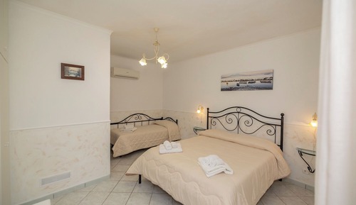Habitación triple estándar, vistas al jardín