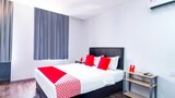 Deluxe Double Room, 1 Double Bed, Private Bathroom, City View