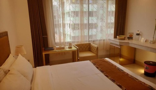 Habitación Deluxe con 1 cama doble o 2 individuales, vistas a la ciudad