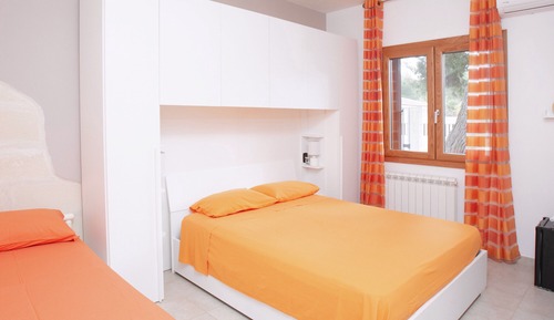 Habitación triple Deluxe, patio
