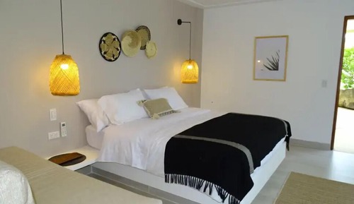 Suite Acacios