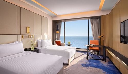 Habitación superior con 2 camas individuales, vistas al mar
