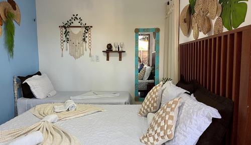 Habitación triple estándar, varias camas, vistas al patio