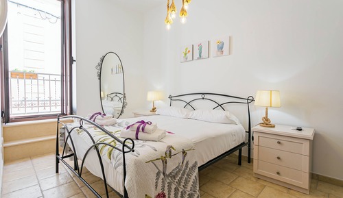 Habitación básica doble, balcón