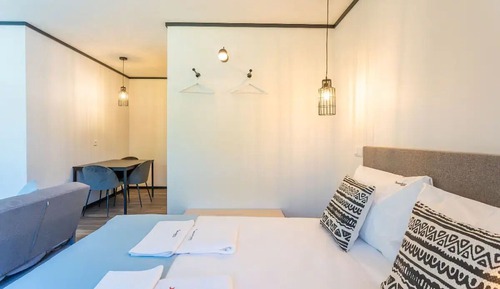 Estudio familiar, 1 cama doble con sofá cama