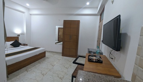 Habitación clásica doble, balcón, vistas a la ciudad