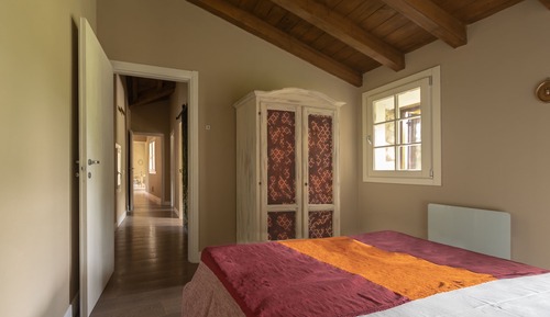 Suite junior, 1 cama doble con sofá cama, vistas a la colina, en una planta alta
