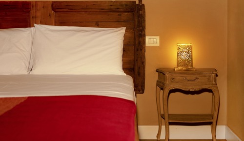 Habitación Deluxe doble, 1 cama de matrimonio, vistas a la colina, en una planta alta
