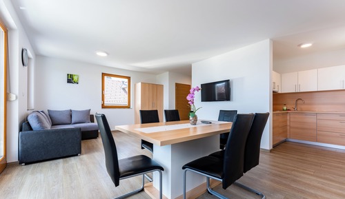 Apartamento Confort, balcón, vistas a la montaña