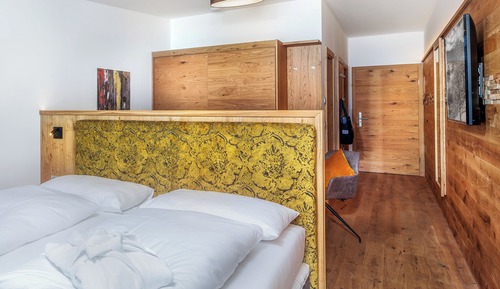 Habitación triple clásica, balcón