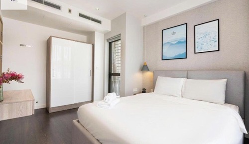 Apartamento panorámico, 2 habitaciones, patio, vistas a la ciudad