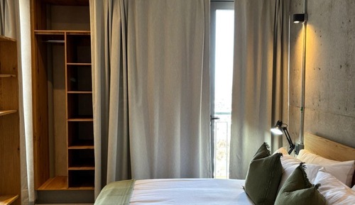 Suite, balcón
