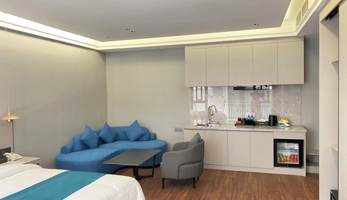 Presidential Apartment, Balcony