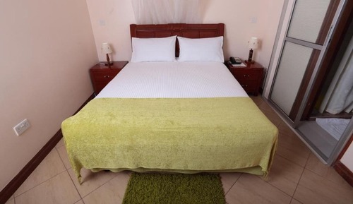 Suite estudio estándar, vistas al jardín