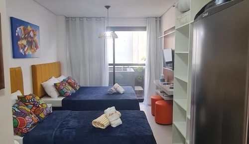 Apartamento familiar, vistas a la piscina