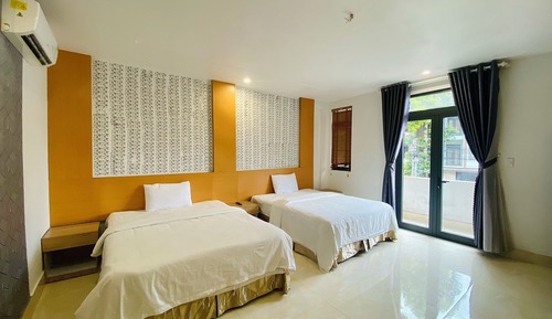 Habitación cuádruple Confort, balcón, vistas al patio