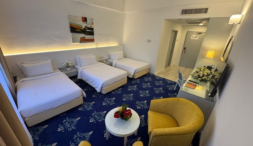 Habitación triple superior, 3 camas individuales, vistas al jardín