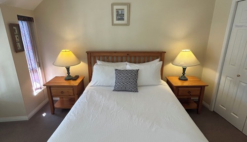 Loft básico, 1 cama de matrimonio con sofá cama, en la zona del patio