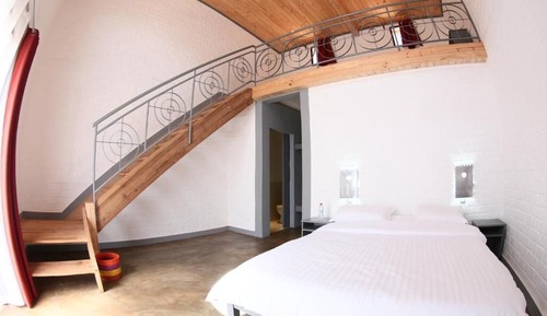 Habitación familiar, vistas al jardín