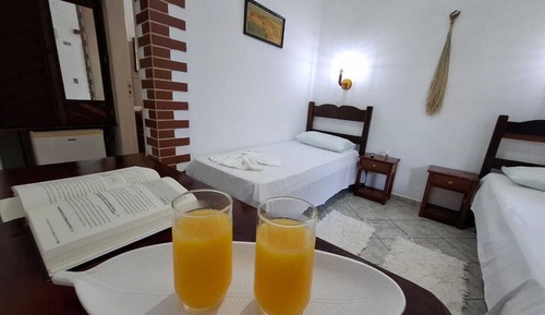Habitación económica, balcón, vistas al patio