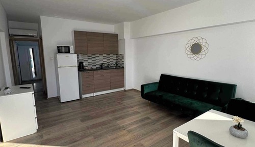 Apartamento básico, balcón, vistas a la playa