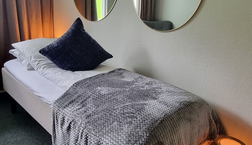 Standard Single Room with Shared Bathroom