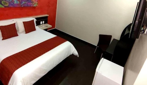 Habitación Deluxe, 1 cama de matrimonio, no fumadores, baño privado