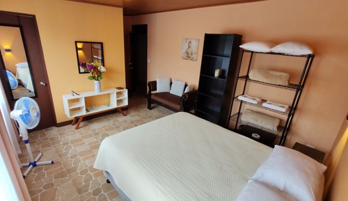Habitación Confort, 1 cama de matrimonio, vistas al jardín