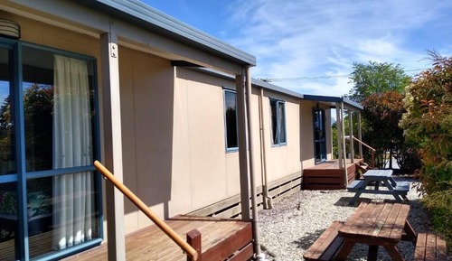 Superior 1 Bedroom Ensuite Cabin - Queen Bed, Single Bed and Bunk Bed