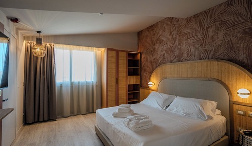 Suite, 1 cama de matrimonio grande, accesible para personas con discapacidad