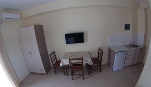 Habitación triple, balcón
