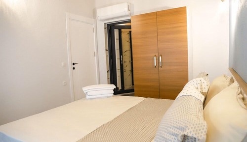 Habitación superior, balcón, vistas al jardín