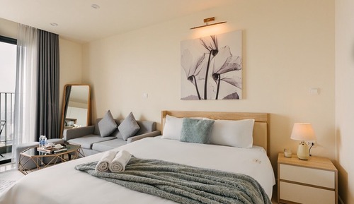 Estudio básico, 1 cama de matrimonio grande con sofá cama, no fumadores, cocina