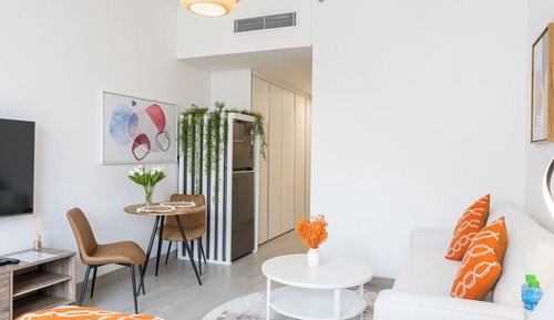 Estudio exclusivo, balcón