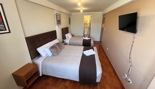 Habitación con 2 camas individuales
