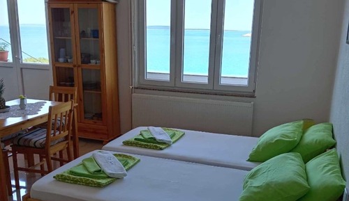 Estudio (Apartments Julia - Studio Apartment J)