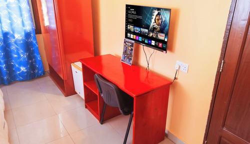 Habitación clásica con 2 camas individuales, vistas a la ciudad