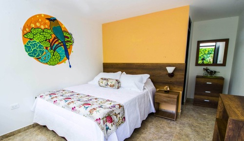 Habitación Confort, 1 cama doble, vistas al jardín