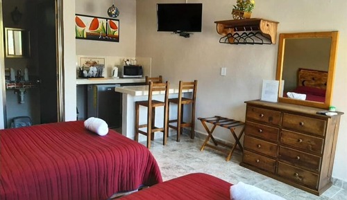 Suite estudio Deluxe, vistas a la piscina