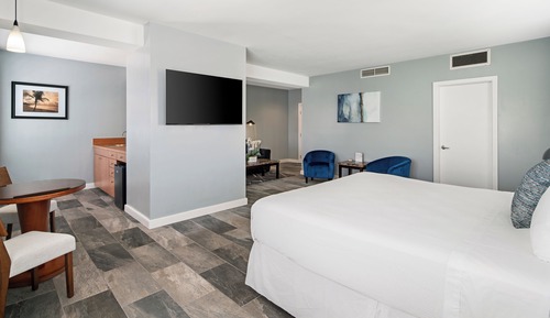 Suite Deluxe, 1 cama de matrimonio grande con sofá cama (Lean On-Site Support)