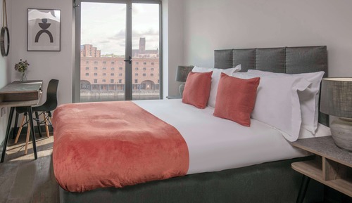 Apartamento estándar, 2 camas dobles, no fumadores (Walk-in Shower;with Sofabed)