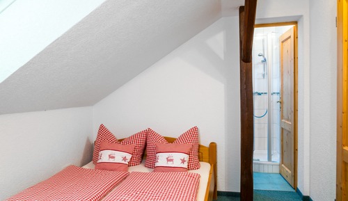 Apartamento familiar, 2 habitaciones, No se admiten mascotas, vistas a la montaña