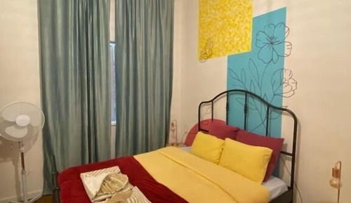 Habitación familiar, vistas al patio